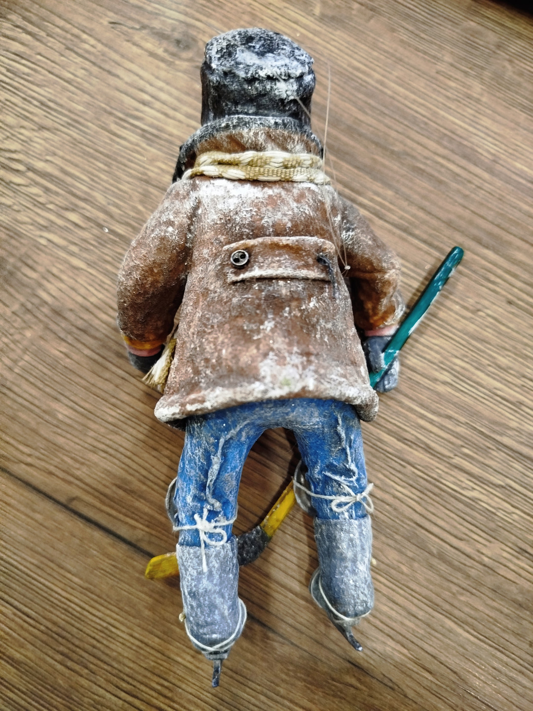 Мальчик-хоккеист, игрушка из ваты, 15,5 см